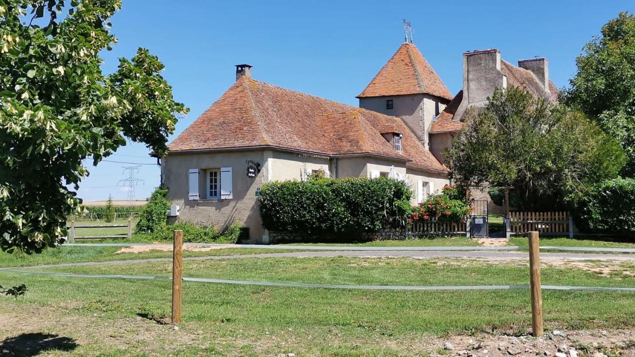Chambres D'Hotes Domaine Des Formes Effiat Екстериор снимка