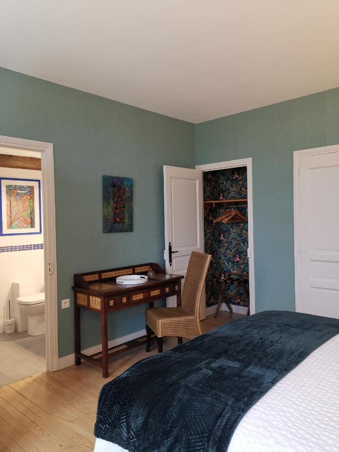 Chambres D'Hotes Domaine Des Formes Effiat Екстериор снимка